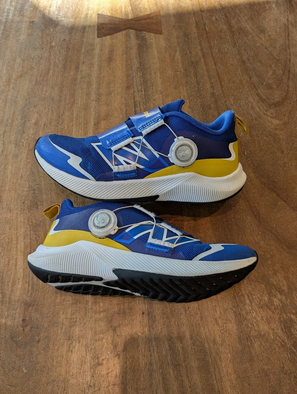 New Balance DynaSoft BOA Kids Running Shoes Blue Yellow Youth Size 4